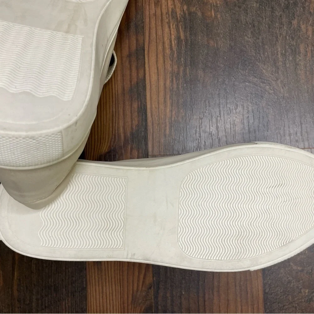 Loft Large Lace Beige Sneakers NWOB 6-1/2